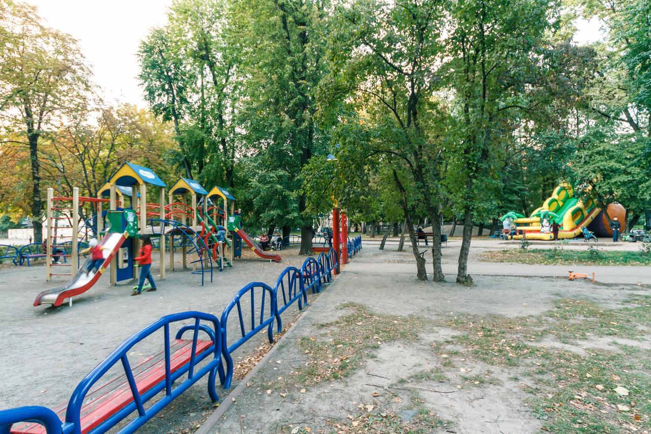 Apartment On Sevastopolska Square 키예프 외부 사진